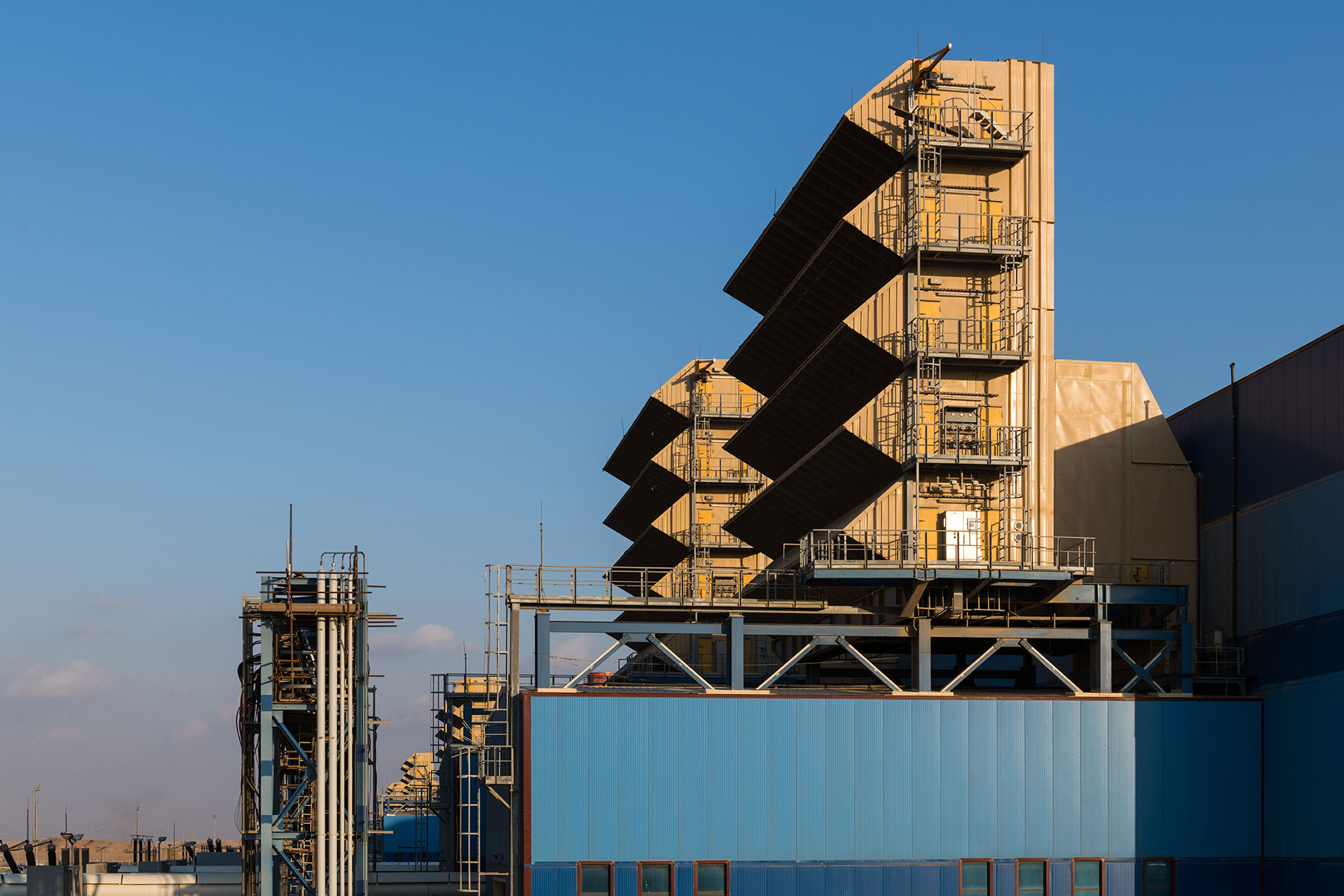 The origin of precise solutions for air filtration and noise reduction